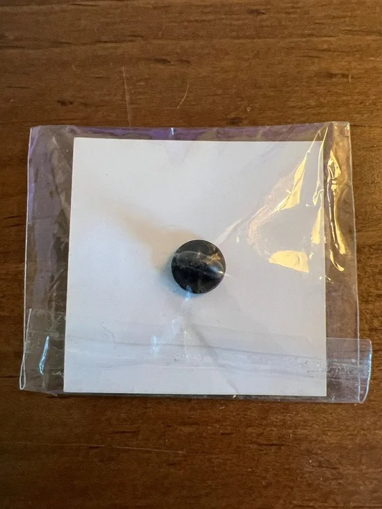 Four Roses Red Rose Enamel Pin - Picture 2 of 3